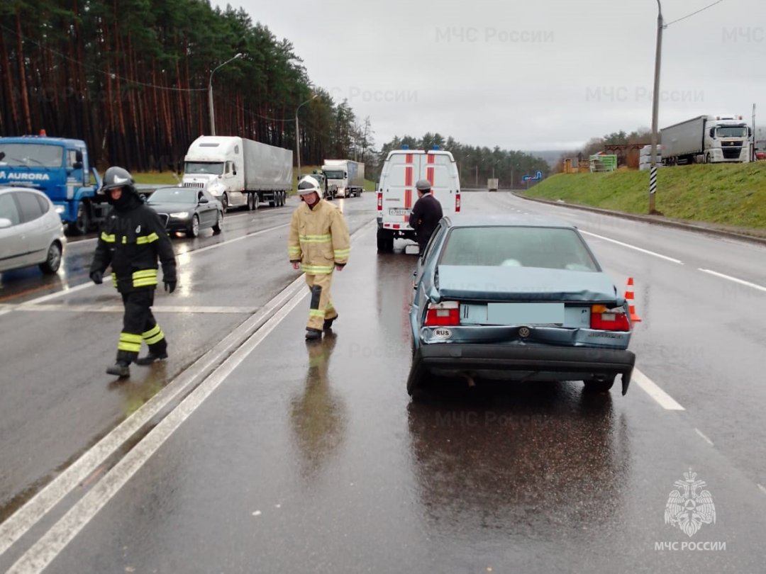 Спасатели МЧС принимали участие в ликвидации ДТП в г. Обнинск, 109 км автодороги М-3 "Украина"