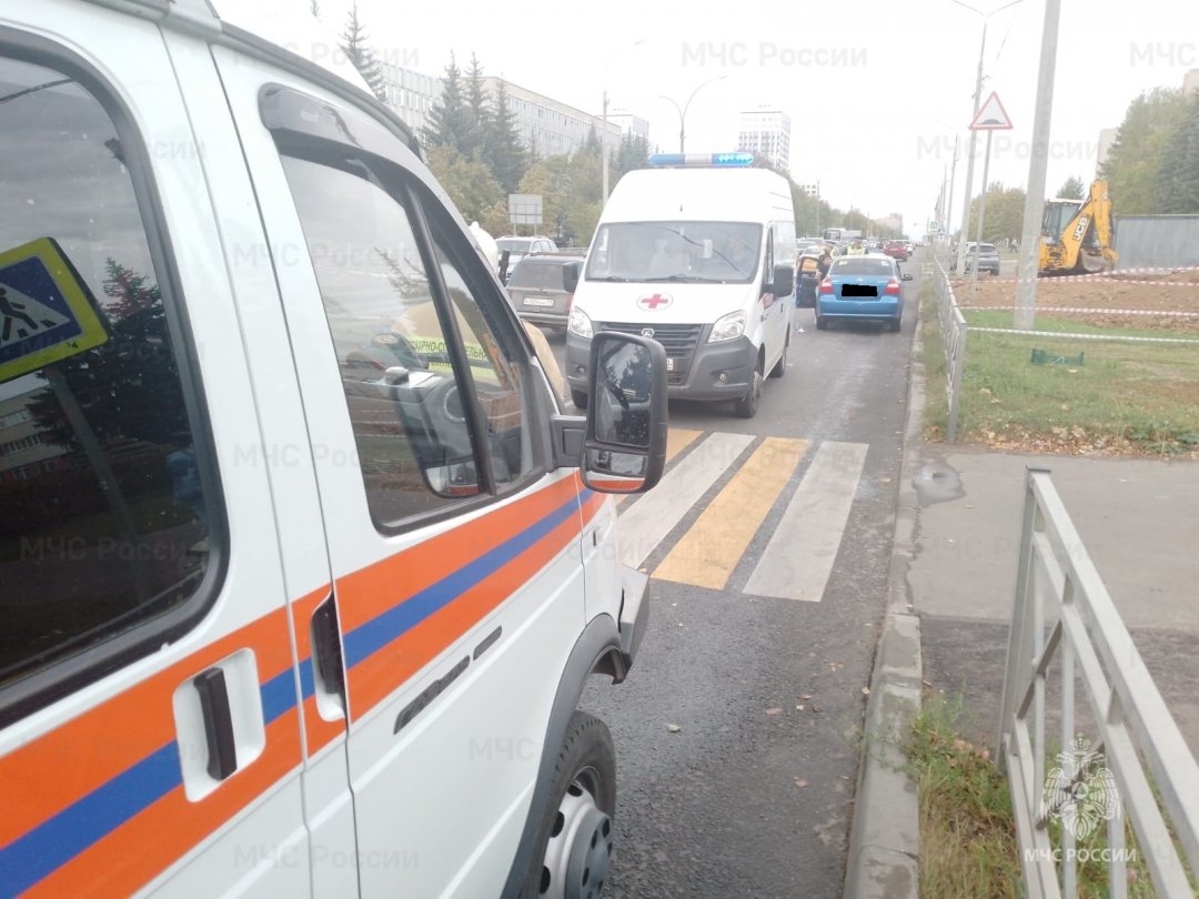 Спасатели МЧС принимали участие в ликвидации ДТП в г. Обнинске, проспект Ленина