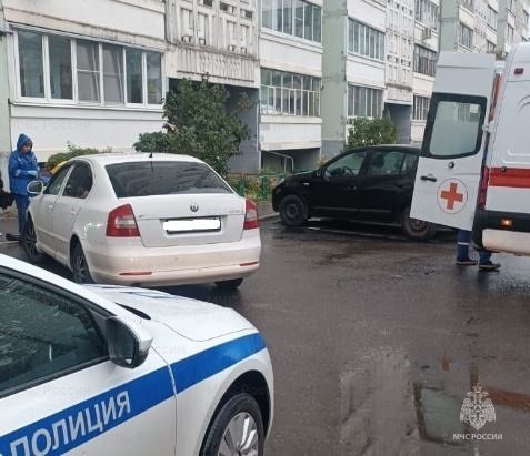 Спасатели МЧС принимали участие в ликвидации ДТП в г. Обнинск, ул. Гагарина